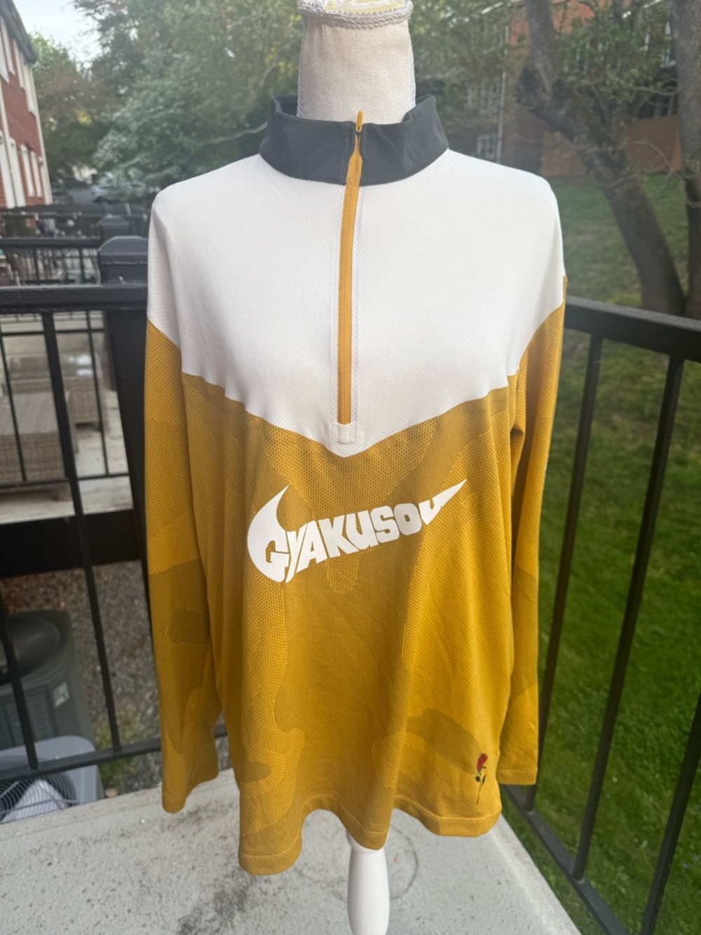 Nike x Undercover Gyakusou 1/2 Zip Yellow Biking Shirt - Men's size MEDIUM